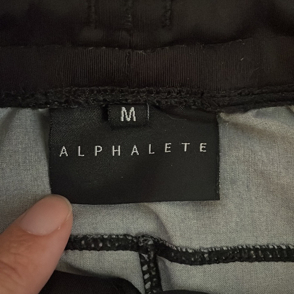 Alphalete unlined shorts medium - Picture 5 of 6